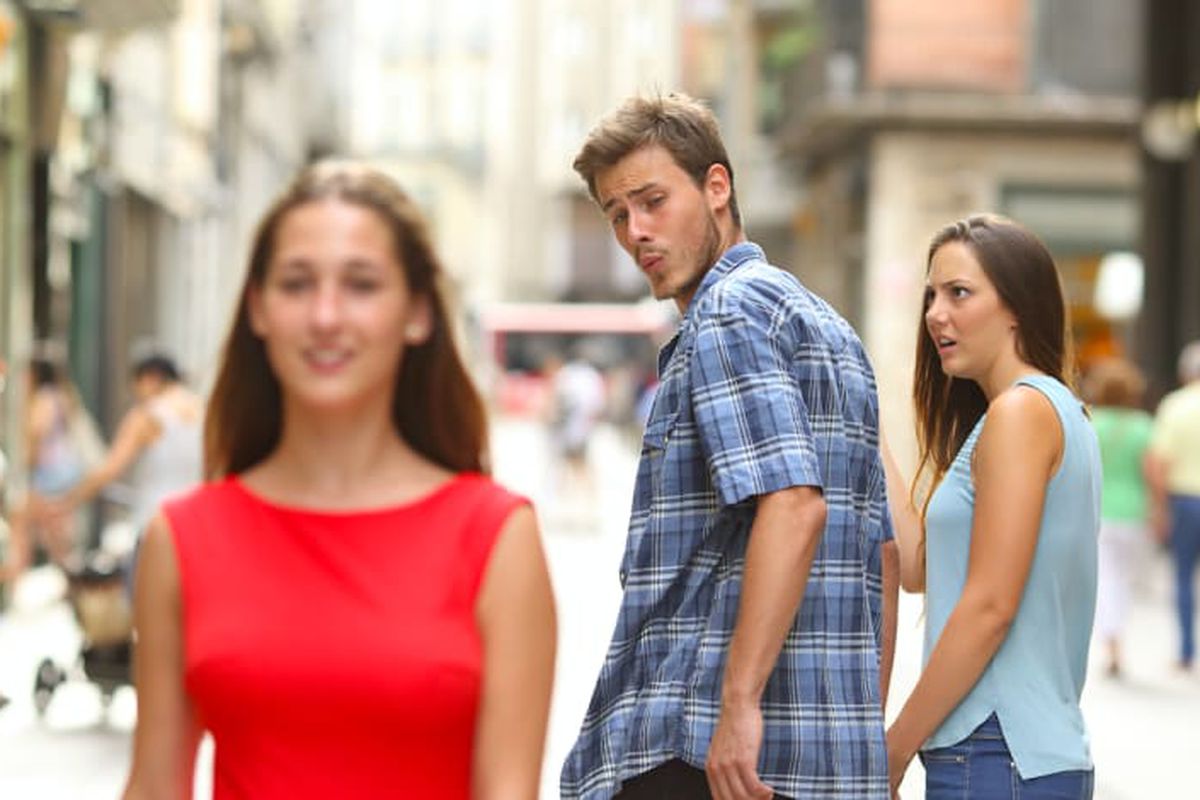 Distracted Boyfriend meme about OLIPOP